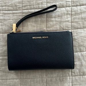Michael Kors Adele wallet